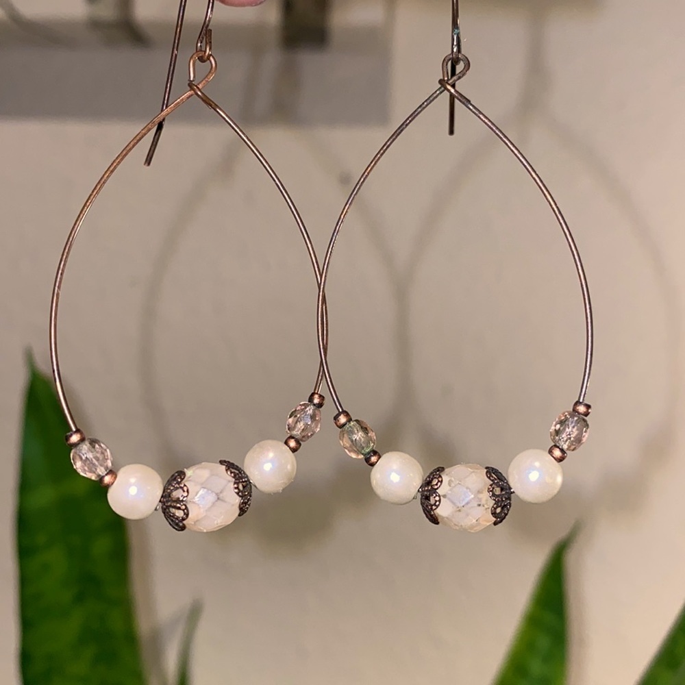 Set of rose gold light pink beaded teardrop dangle earrings jewelry​​ - Picture 2 of 2